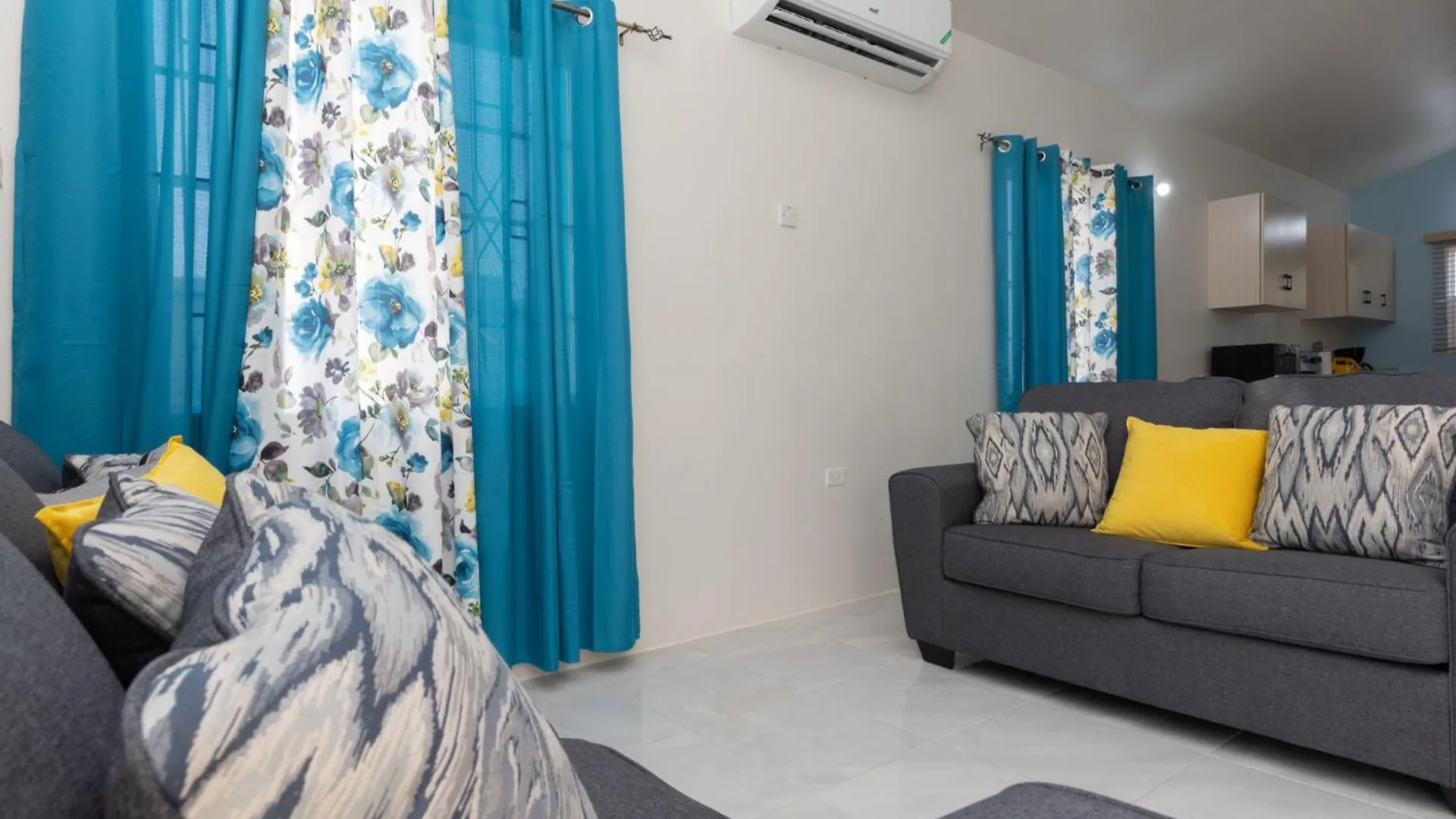 Pensionat Osmax Oasis, 1Bd And 1 Ba, Gated, Near Puerto Seco Beach Discovery Bay Jamaica